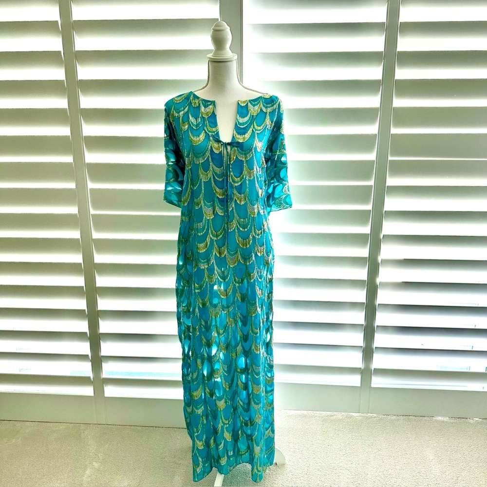 First Day of Summer Weekend Sale! Stunning Trina Turk Kaftan One Size